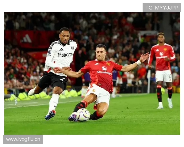 曼联战术体系缺乏稳定性：对竞争走势形成制约，阶段性考验或加剧