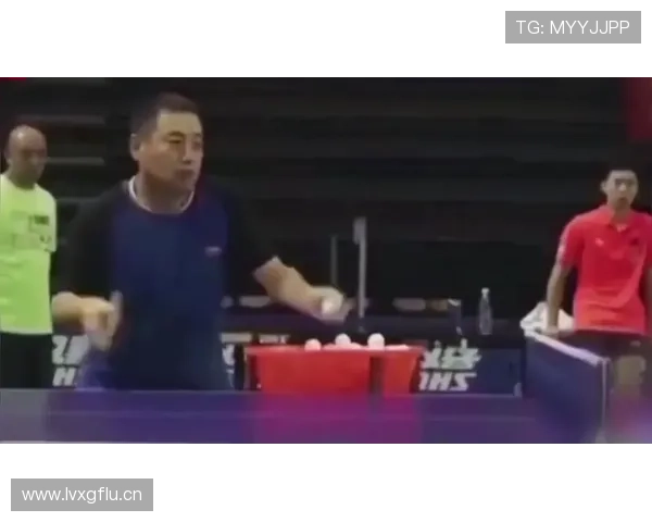 熊朝忠一发图我就怀疑人生了，我还在算月底账单